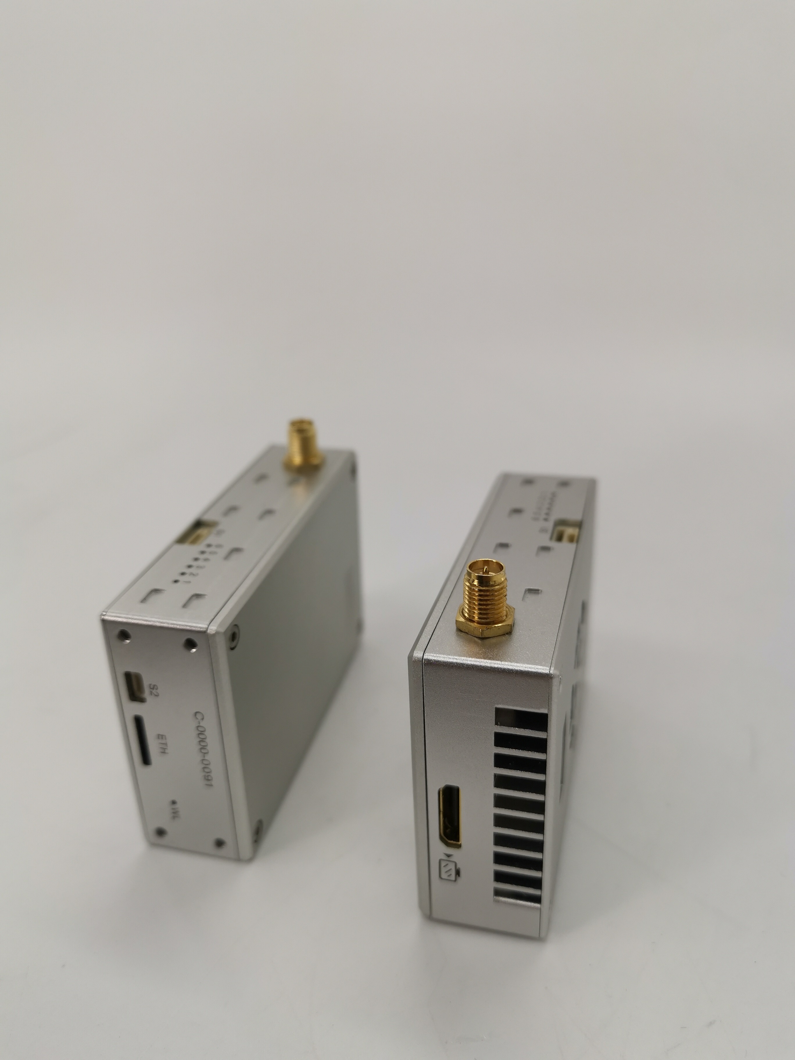 ST5HPT 5KM Long Range Wireless Transmitter , UAV Data Transmitter 2.32